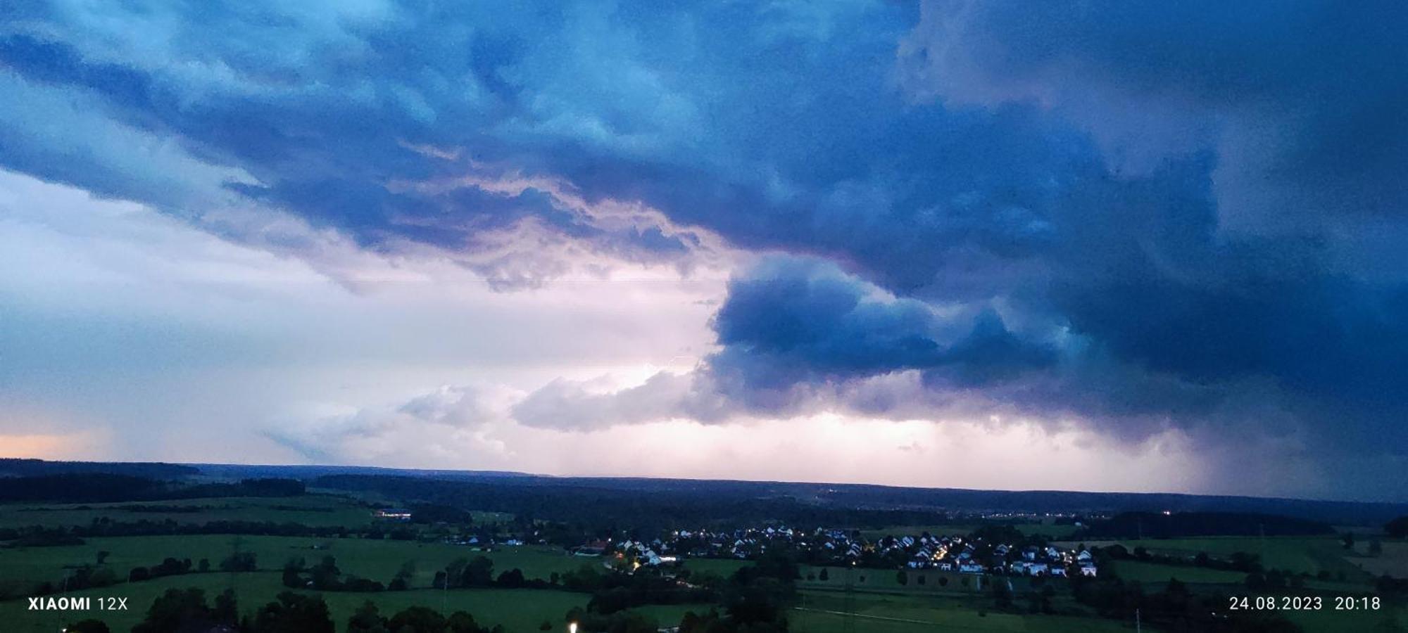 Schicke Ferien Wohnung Mit Tollem Ausblick In Schwarzwald. 빌린겐슈베닝겐 외부 사진