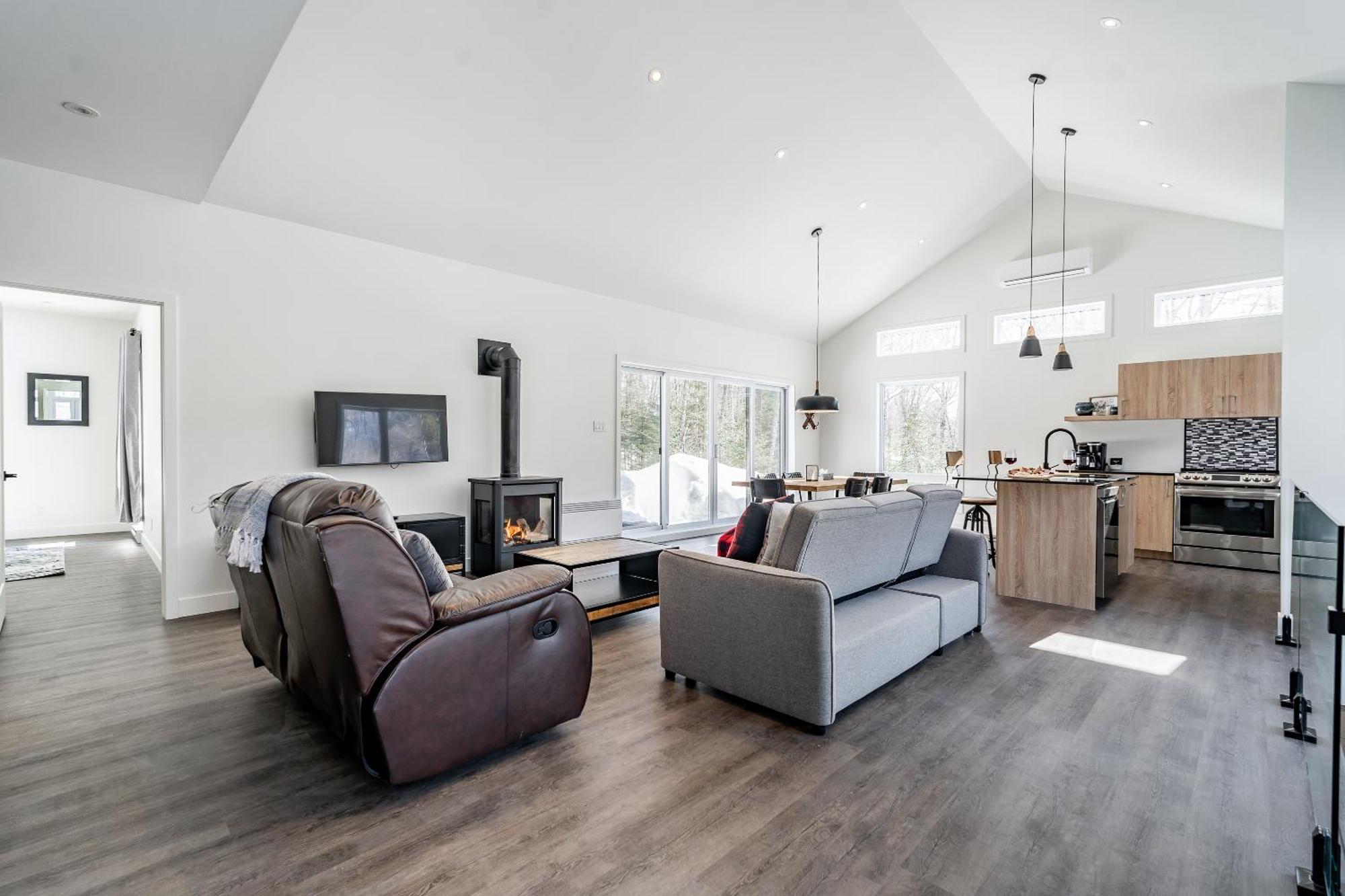 Schicke Ferien Wohnung Mit Tollem Ausblick In Schwarzwald. 빌린겐슈베닝겐 외부 사진